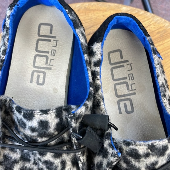 Hey Dude shoes sz 9 - Picture 3 of 4